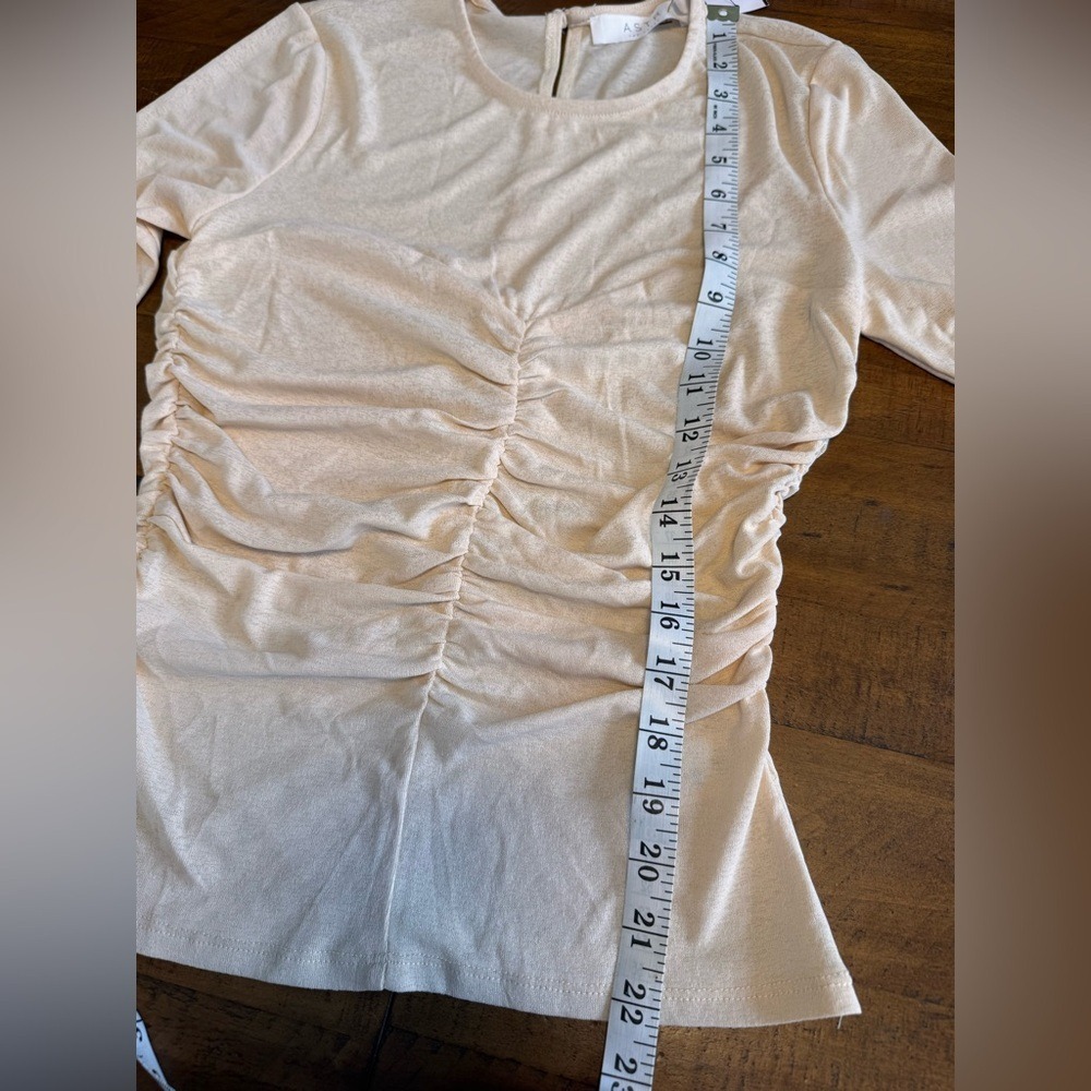 ASTR The Label Ruched Long Sleeve Top - Cream - Picture 8 of 8